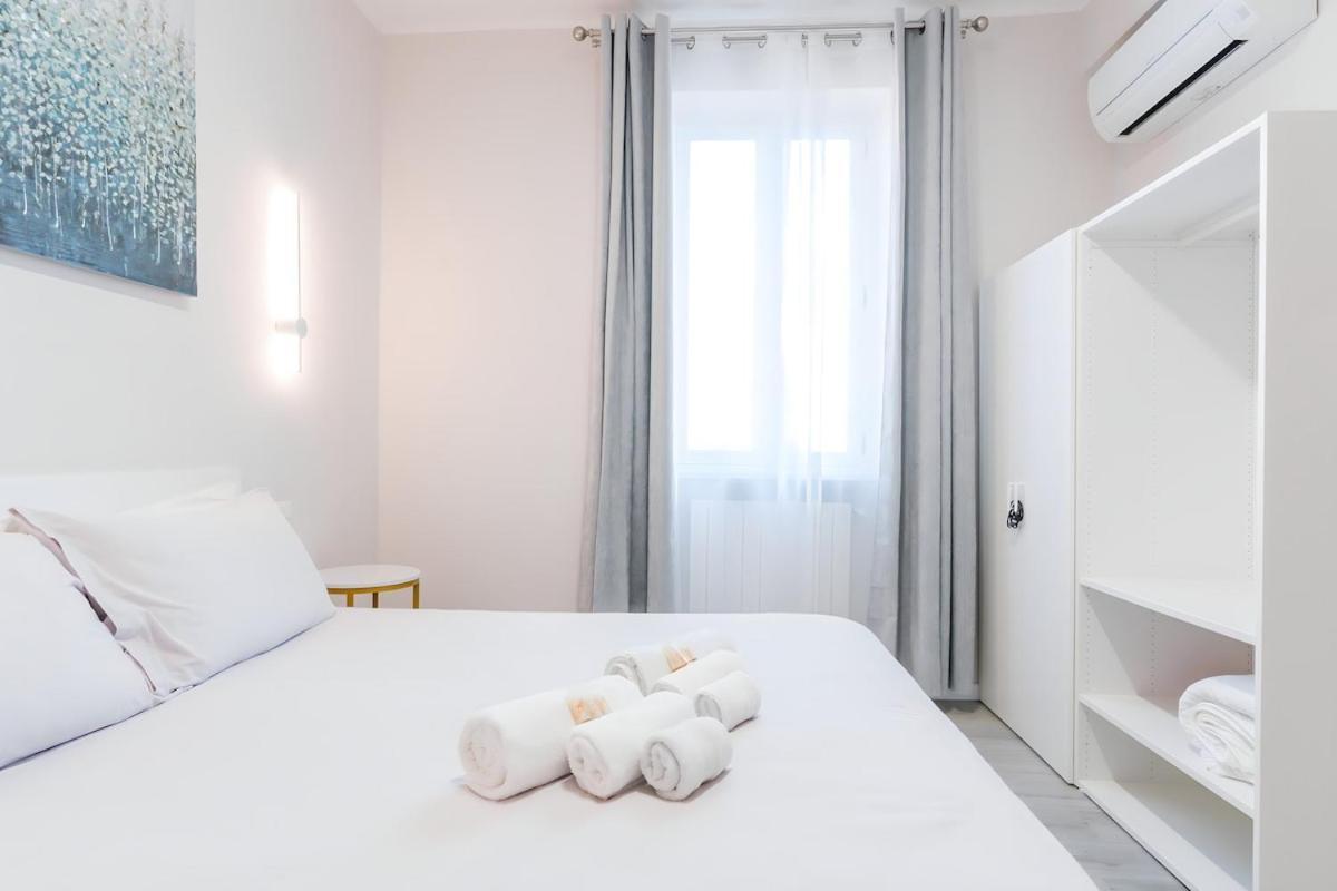 10 Min From Termini Sisters Cozy Appartamento Roma