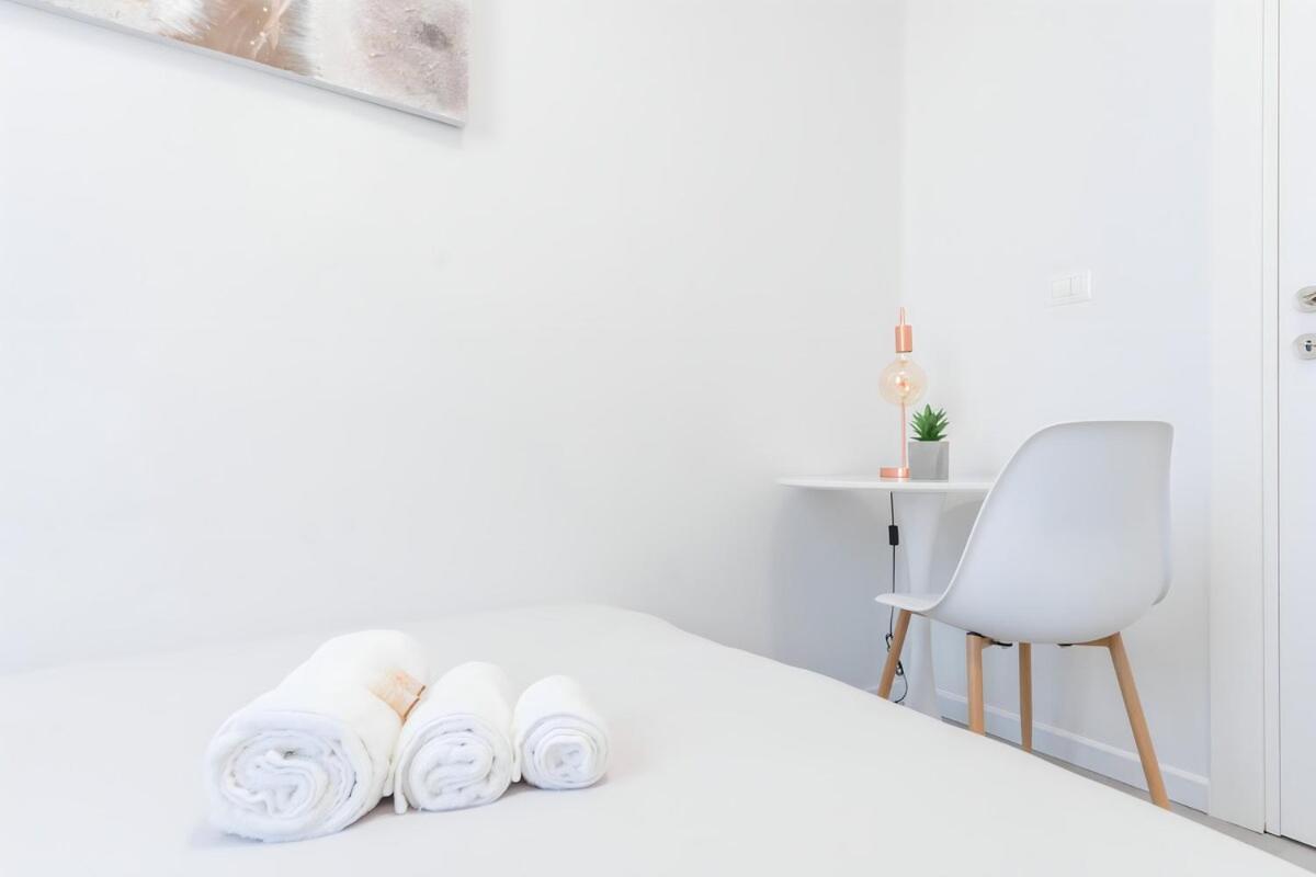10 Min From Termini Sisters Cozy Appartamento