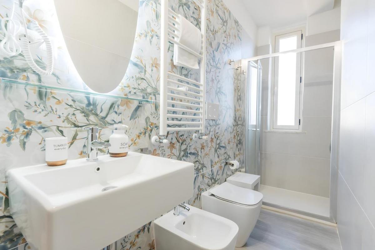 Appartamento 10 Min From Termini Sisters Cozy Roma