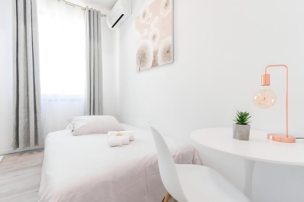 Appartamento 10 Min From Termini Sisters Cozy Roma